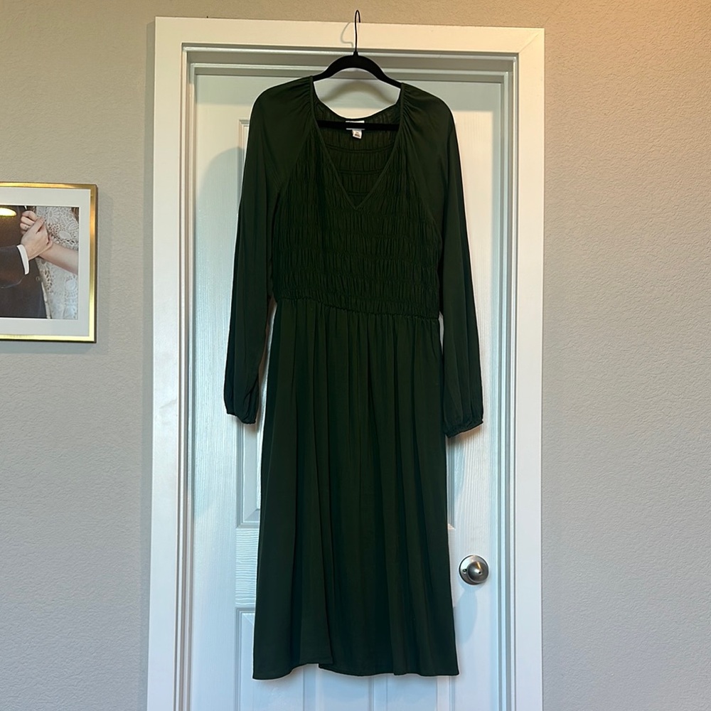 Elegant Green Long Sleeve Dress